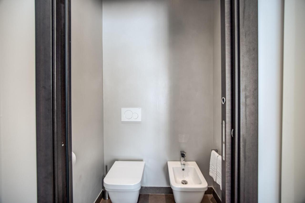 Pgrhome Riverside Apartment Rom